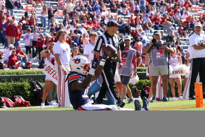 Camden Brown scores a touchdown.